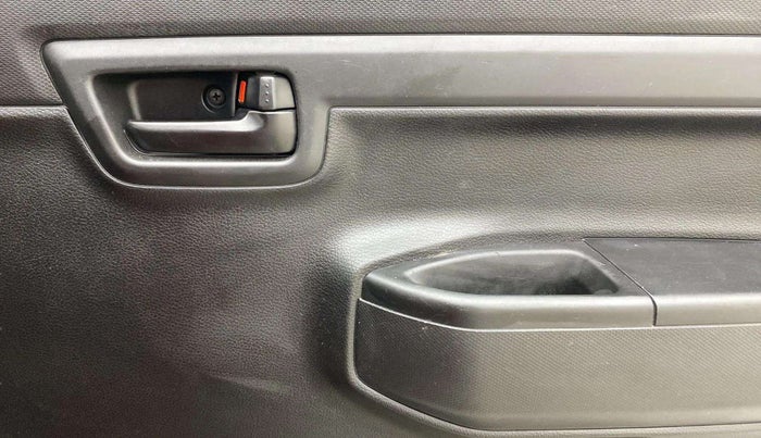 2020 Maruti S PRESSO VXI+, Petrol, Manual, 26,558 km, Driver Side Door Panels Control