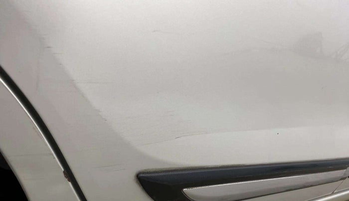 2019 Maruti Dzire VXI AMT, Petrol, Automatic, 40,476 km, Right rear door - Minor scratches