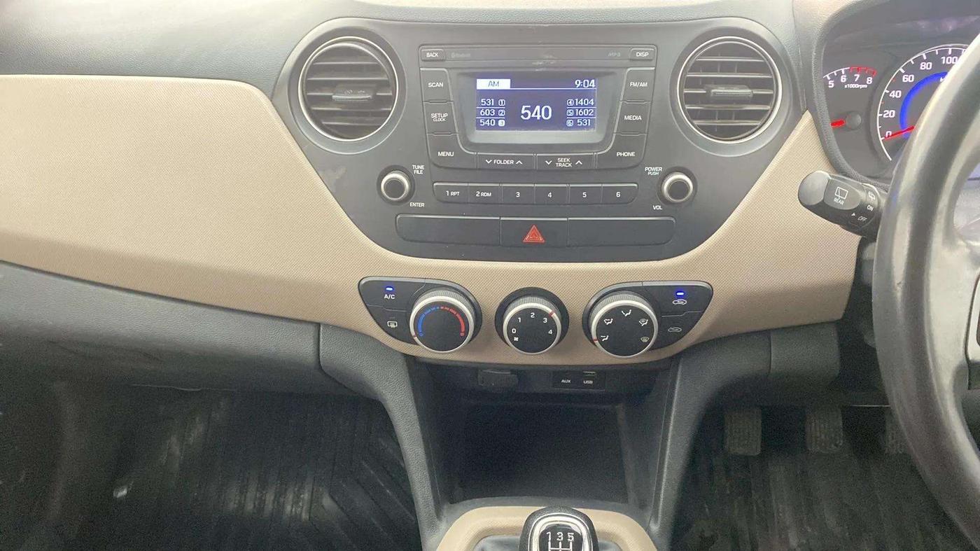 2016 Hyundai Grand i10 ASTA 1.2 KAPPA VTVT, CNG, Manual, 96,835 km, Air Conditioner