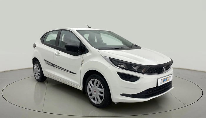 2022 Tata ALTROZ XM PLUS PETROL, Petrol, Manual, 28,018 km, Right Front Diagonal