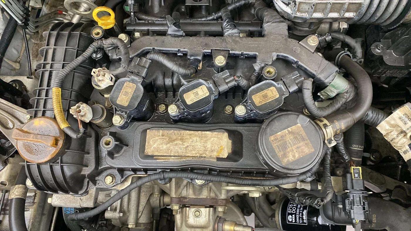 2022 Tata ALTROZ XM PLUS PETROL, Petrol, Manual, 28,018 km, Open Bonet