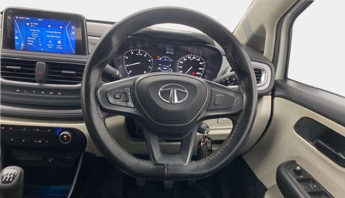 2022 Tata ALTROZ XM PLUS PETROL, Petrol, Manual, 28,018 km, Steering Wheel Close Up