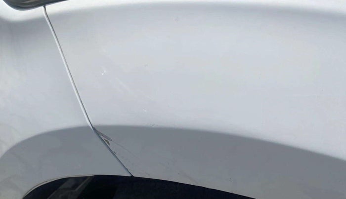 2015 Hyundai Elite i20 ASTA 1.2 (O), Petrol, Manual, 97,156 km, Left fender - Slightly dented