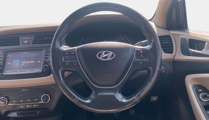 2015 Hyundai Elite i20 ASTA 1.2 (O), Petrol, Manual, 97,156 km, Steering Wheel Close Up