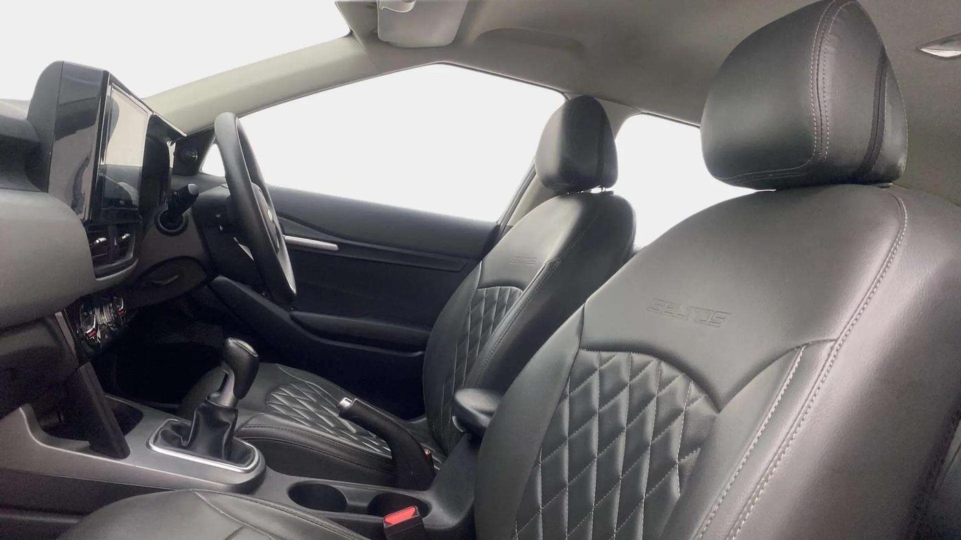 2021 KIA SELTOS HTE 1.5 DIESEL, Diesel, Manual, 72,315 km, Right Side Front Door Cabin