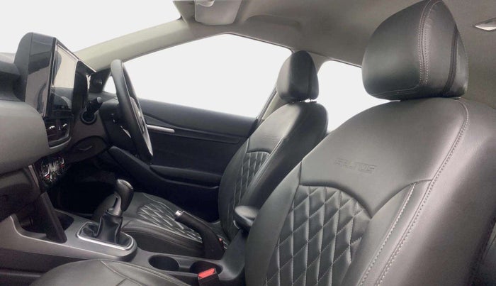 2021 KIA SELTOS HTE 1.5 DIESEL, Diesel, Manual, 72,315 km, Right Side Front Door Cabin