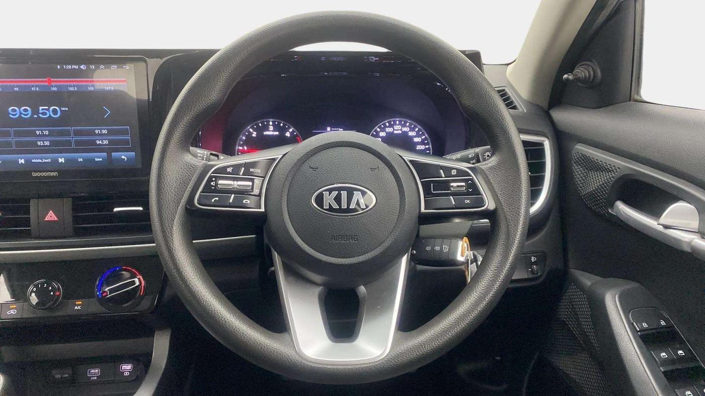 2021 KIA SELTOS HTE 1.5 DIESEL, Diesel, Manual, 72,315 km, Steering Wheel Close Up