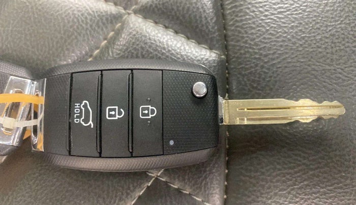 2021 KIA SELTOS HTE 1.5 DIESEL, Diesel, Manual, 72,315 km, Key Close Up