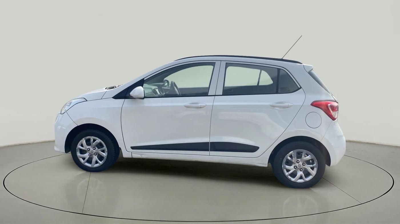 2018 Hyundai Grand i10 SPORTZ (O) 1.2 U2 CRDI, Diesel, Manual, 77,924 km, Left Side