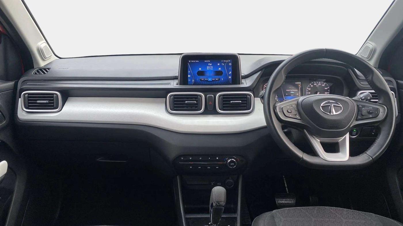 2023 Tata PUNCH Creative Dual Tone AMT Sunroof , Petrol, Automatic, 17,294 km, Dashboard