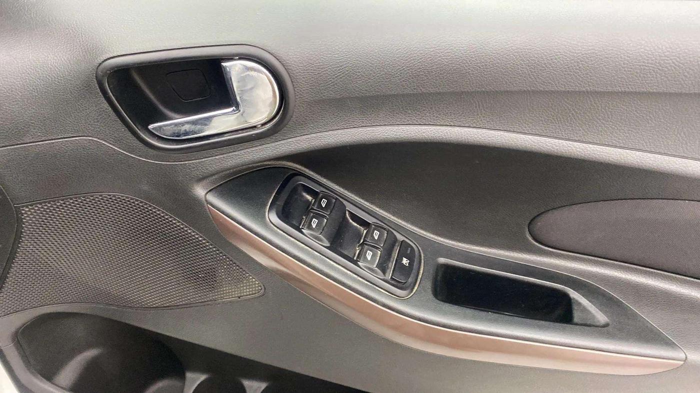 2018 Ford FREESTYLE TITANIUM 1.5 DIESEL, Diesel, Manual, 53,724 km, Driver Side Door Panels Control