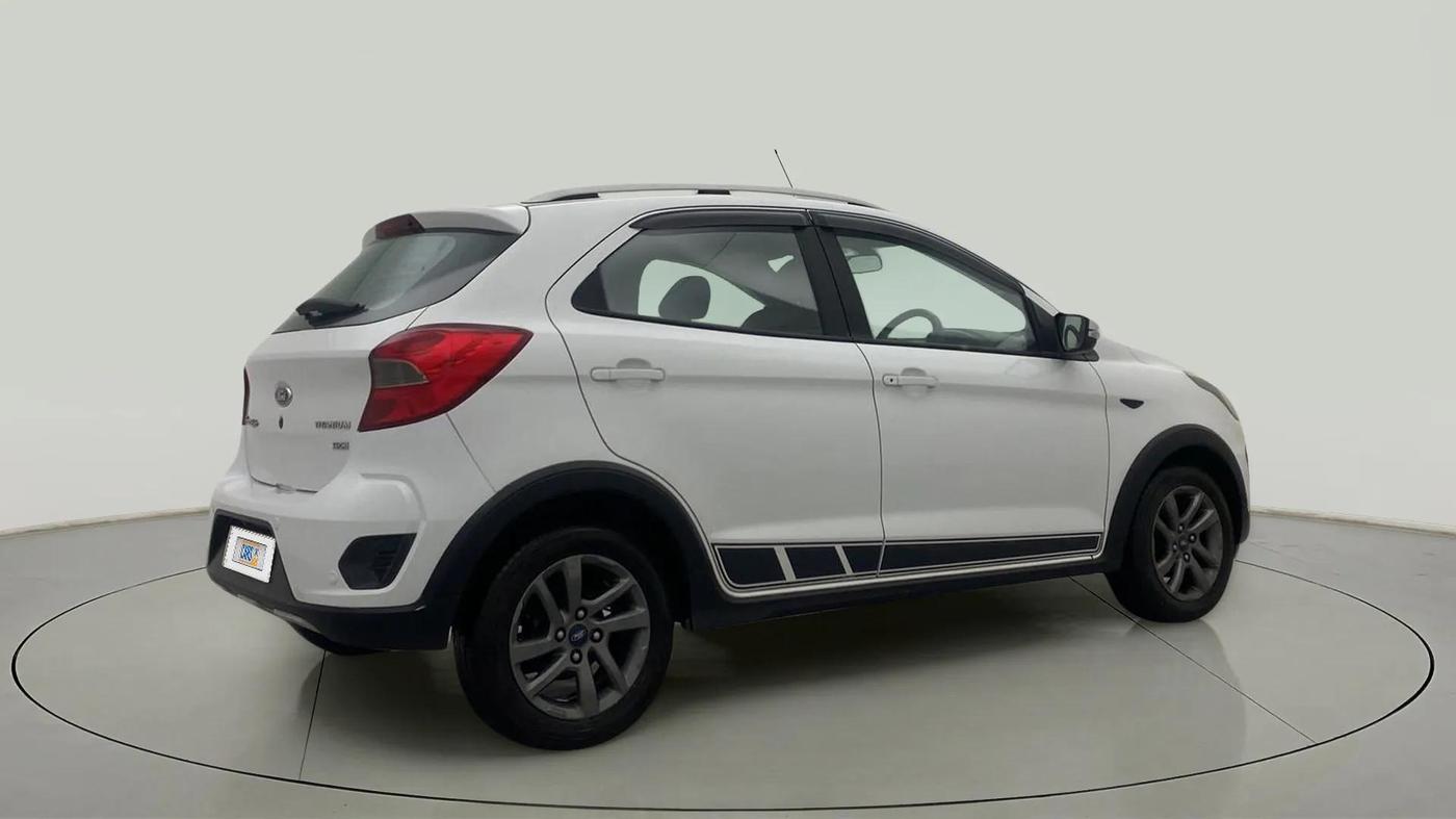 2018 Ford FREESTYLE TITANIUM 1.5 DIESEL, Diesel, Manual, 53,724 km, Right Back Diagonal