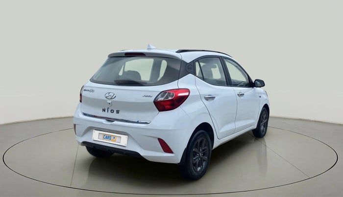 2022 Hyundai GRAND I10 NIOS ASTA AMT 1.2 KAPPA VTVT, Petrol, Automatic, 11,605 km, Right Back Diagonal