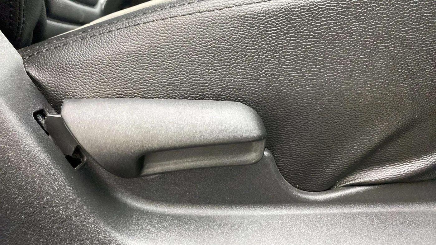 2021 Maruti Vitara Brezza LXI, Petrol, Manual, 9,307 km, Driver Side Adjustment Panel