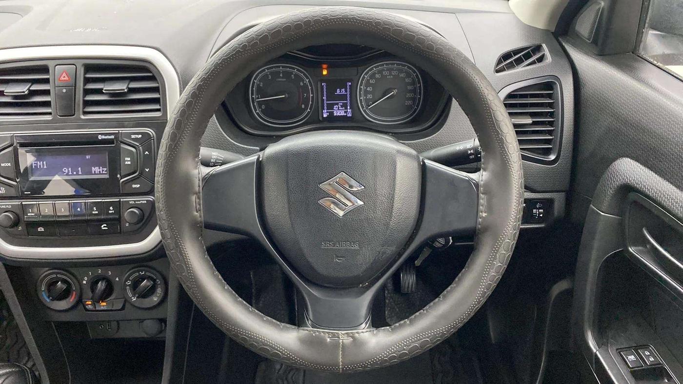 2021 Maruti Vitara Brezza LXI, Petrol, Manual, 9,307 km, Steering Wheel Close Up