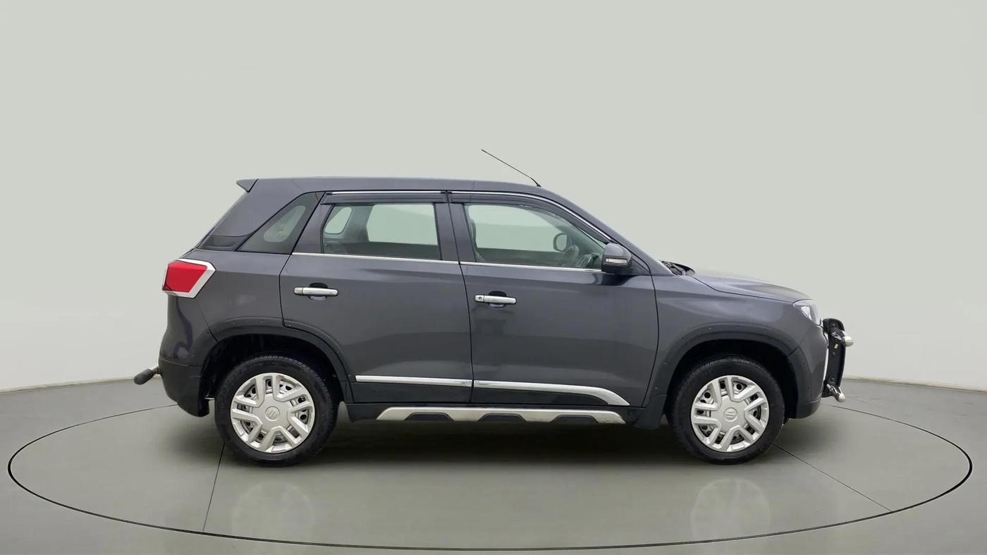2021 Maruti Vitara Brezza LXI, Petrol, Manual, 9,307 km, Right Side View