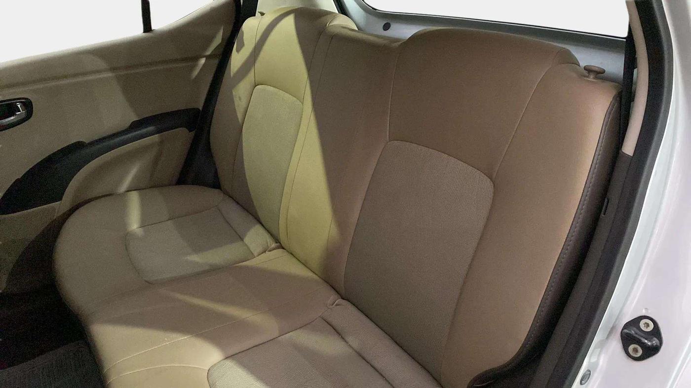 2013 Hyundai i10 MAGNA 1.1, Petrol, Manual, 47,927 km, Right Side Rear Door Cabin
