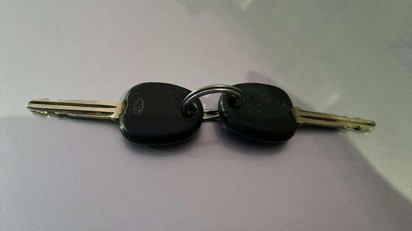 2013 Hyundai i10 MAGNA 1.1, Petrol, Manual, 47,927 km, Key Close Up