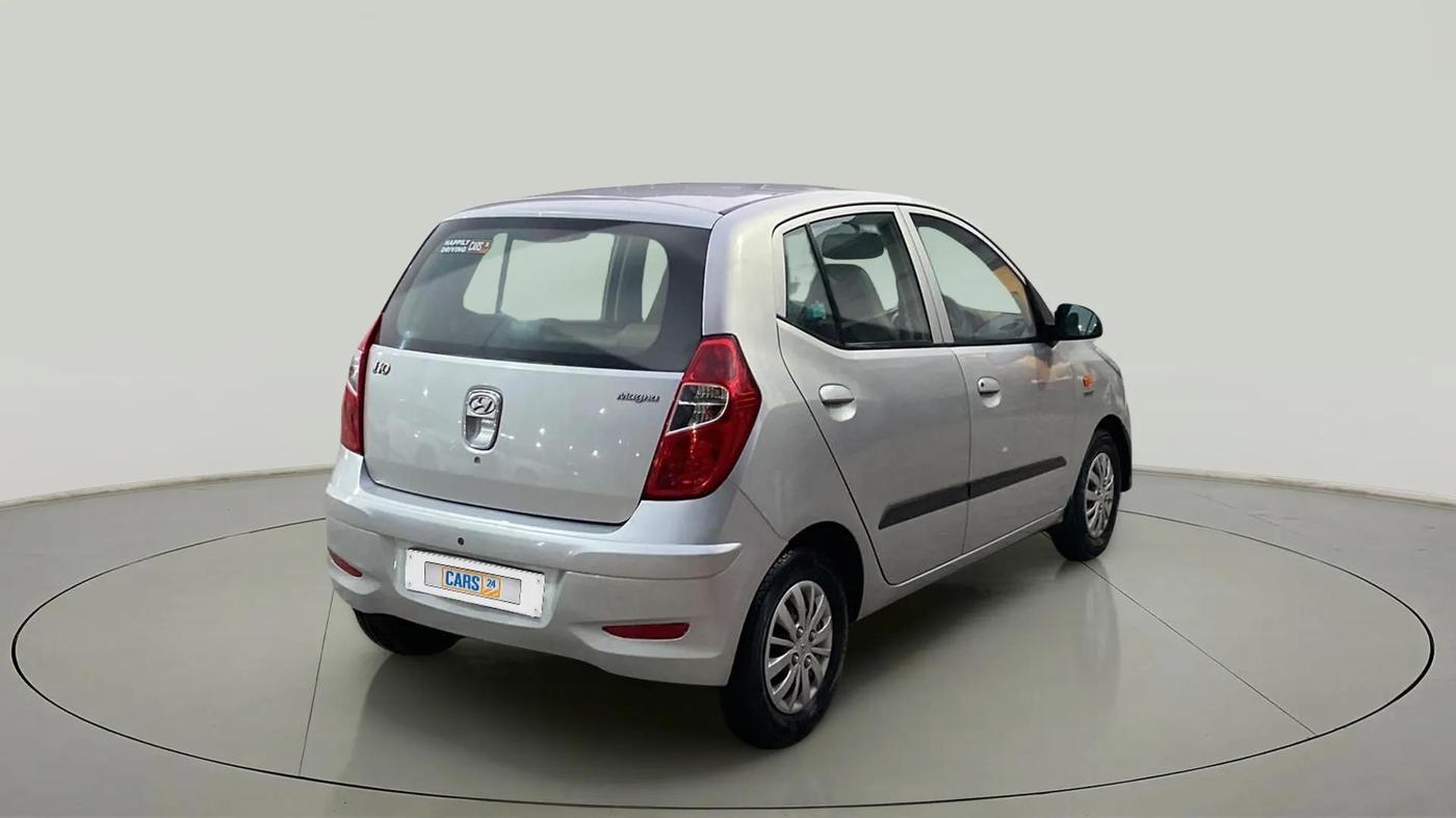 2013 Hyundai i10 MAGNA 1.1, Petrol, Manual, 47,927 km, Right Back Diagonal
