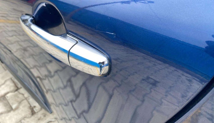 2019 Maruti Baleno ALPHA CVT PETROL 1.2, Petrol, Automatic, 34,099 km, Rear left door - Minor scratches