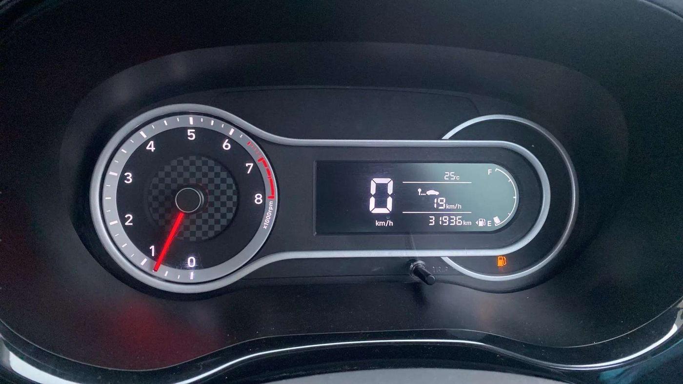 2020 Hyundai GRAND I10 NIOS SPORTZ 1.2 KAPPA VTVT, Petrol, Manual, 31,947 km, Odometer Image