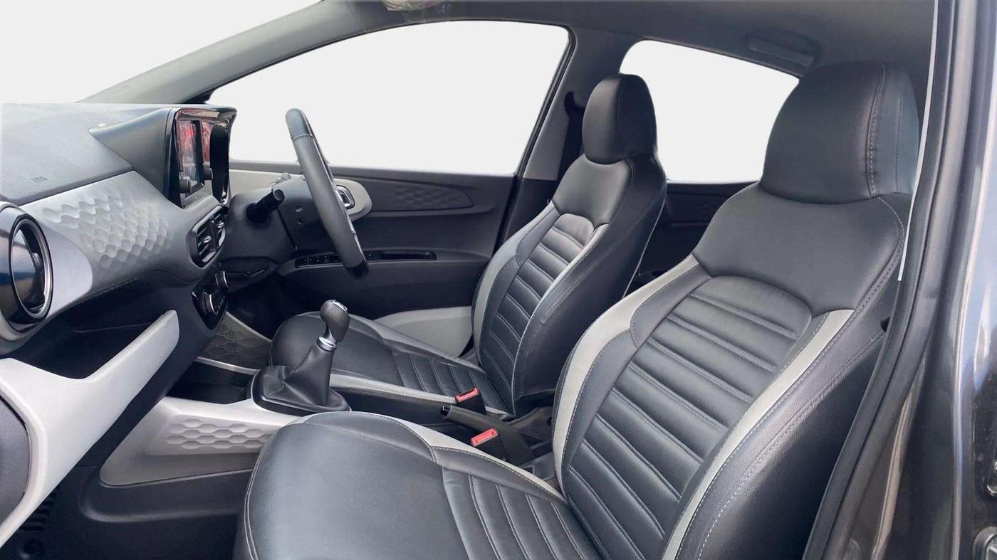 2020 Hyundai GRAND I10 NIOS SPORTZ 1.2 KAPPA VTVT, Petrol, Manual, 31,947 km, Right Side Front Door Cabin