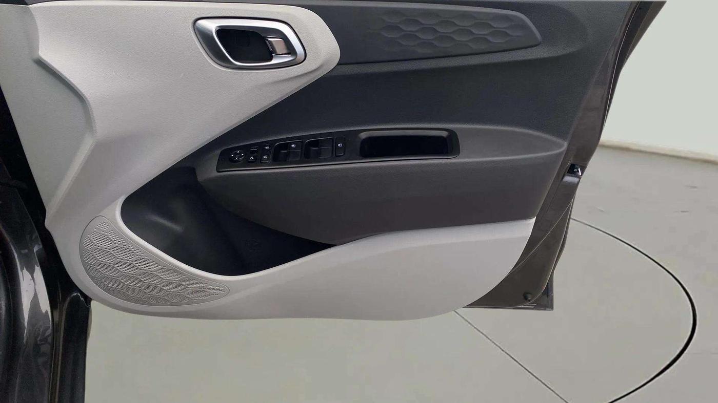 2020 Hyundai GRAND I10 NIOS SPORTZ 1.2 KAPPA VTVT, Petrol, Manual, 31,947 km, Driver Side Door Panels Control
