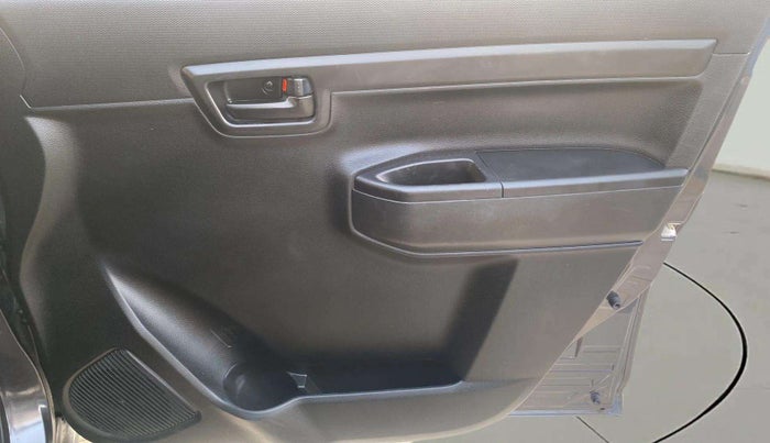 2023 Maruti S PRESSO VXI PLUS (O) AMT, Petrol, Automatic, 4,905 km, Driver Side Door Panels Control