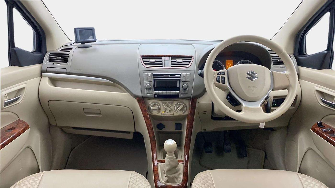 2017 Maruti Ertiga VXI ABS, Petrol, Manual, 61,371 km, Dashboard