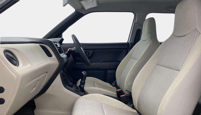 2019 Maruti New Wagon-R LXI CNG 1.0, CNG, Manual, 67,549 km, Right Side Front Door Cabin