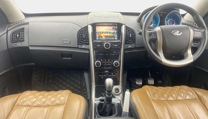 2020 Mahindra XUV500 W11, Diesel, Manual, 40,161 km, Dashboard