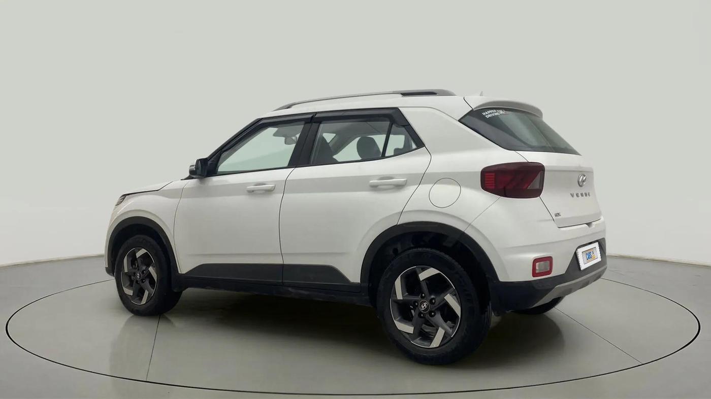 2020 Hyundai VENUE SX 1.5 CRDI, Diesel, Manual, 41,099 km, Left Back Diagonal