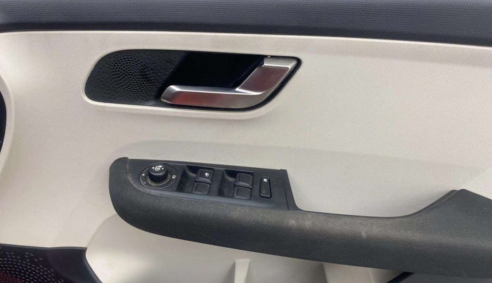 2022 Tata ALTROZ XZ PETROL, Petrol, Manual, 13,126 km, Driver Side Door Panels Control