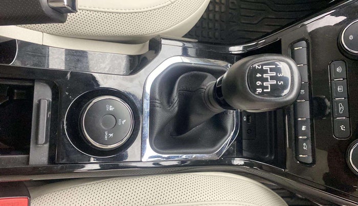 2022 Tata NEXON XZ PLUS (PREMIUM) PETROL DUAL TONE, Petrol, Manual, 18,076 km, Gear Lever
