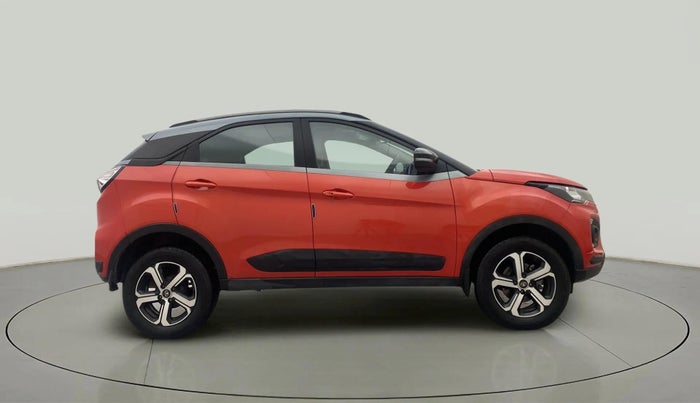2022 Tata NEXON XZ PLUS (PREMIUM) PETROL DUAL TONE, Petrol, Manual, 18,076 km, Right Side View