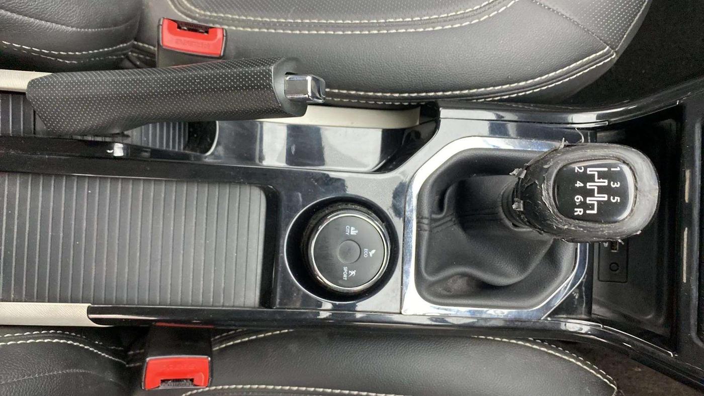 2020 Tata NEXON XZ PLUS PETROL, Petrol, Manual, 54,431 km, Gear Lever