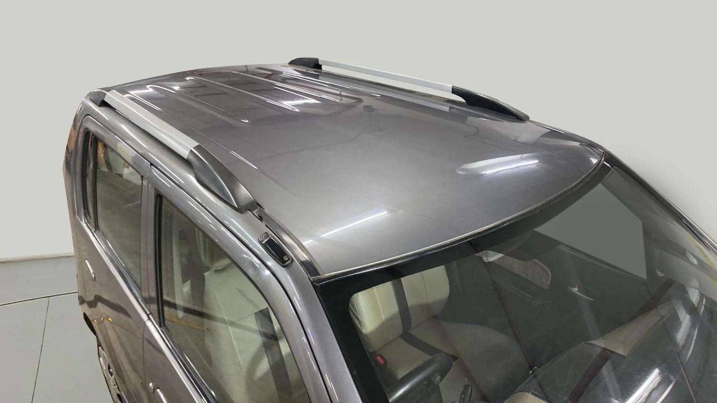 2017 Maruti Wagon R 1.0 VXI, Petrol, Manual, 35,966 km, Roof