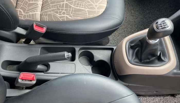 2019 Hyundai Grand i10 SPORTZ 1.2 KAPPA VTVT, Petrol, Manual, 54,456 km, Gear Lever
