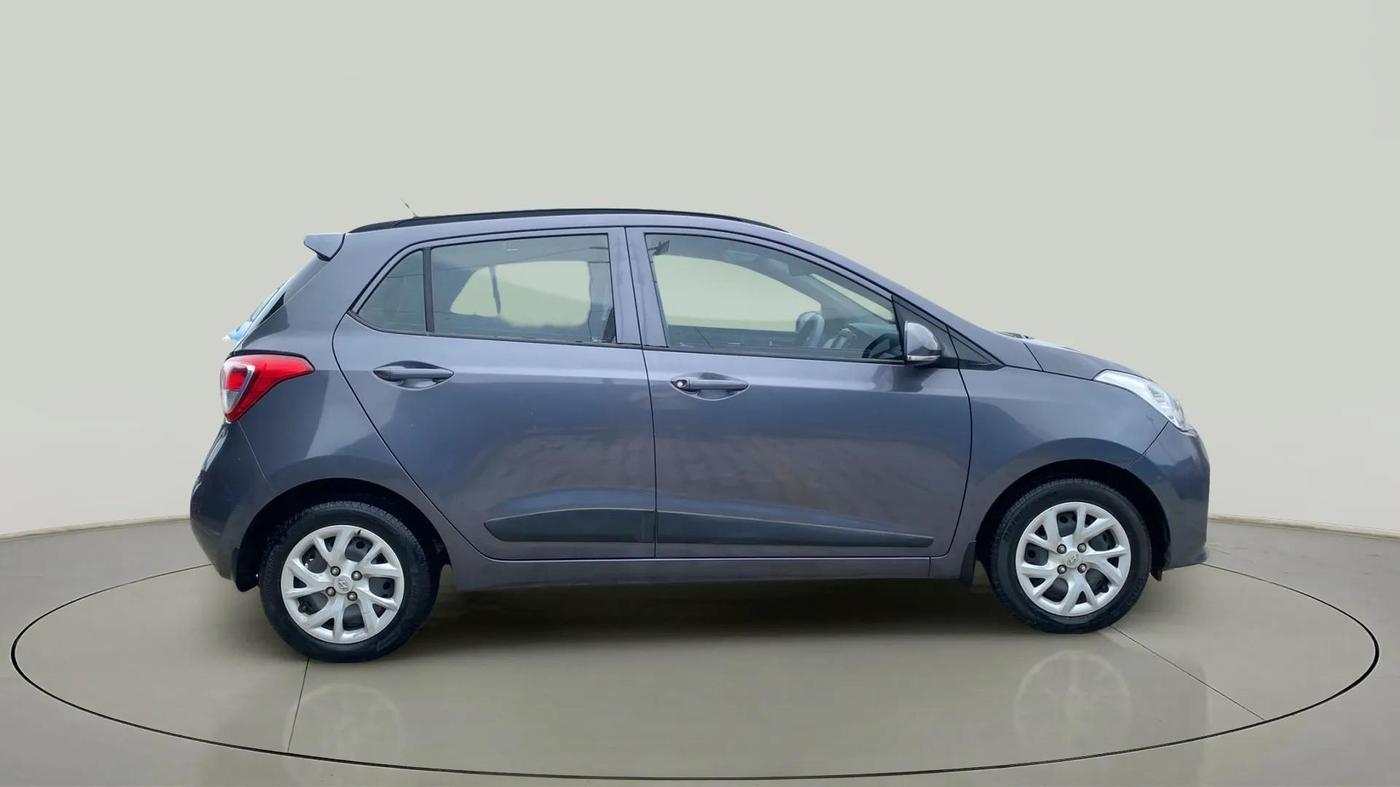 2019 Hyundai Grand i10 SPORTZ 1.2 KAPPA VTVT, Petrol, Manual, 54,456 km, Right Side