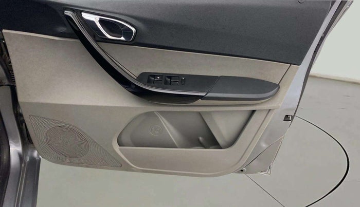 2019 Tata Tiago XZA PLUS DUAL TONE PETROL, Petrol, Automatic, 36,403 km, Driver Side Door Panels Control