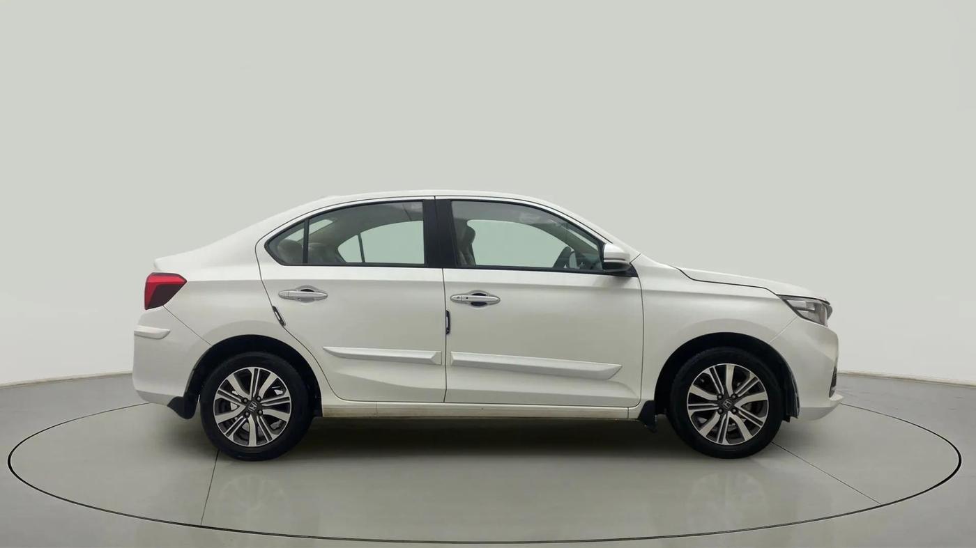 2022 Honda Amaze 1.2L I-VTEC VX CVT, Petrol, Automatic, 22,808 km, Right Side View