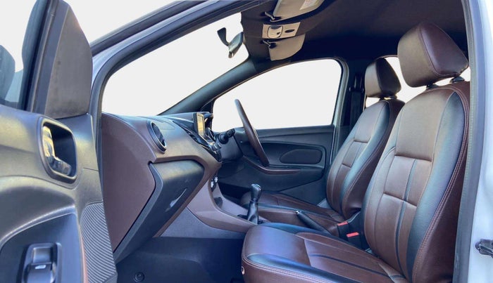 2018 Ford FREESTYLE TITANIUM 1.2 PETROL, Petrol, Manual, 54,881 km, Right Side Front Door Cabin