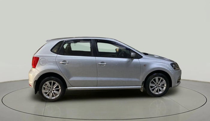 2014 Volkswagen Polo HIGHLINE1.2L, Petrol, Manual, 34,314 km, Right Side View