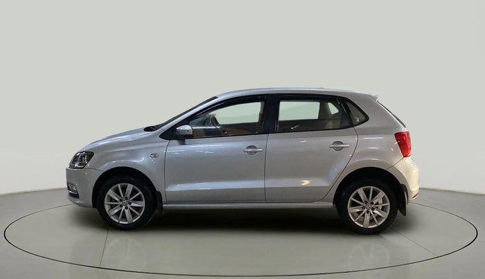 2014 Volkswagen Polo HIGHLINE1.2L, Petrol, Manual, 34,314 km, Left Side