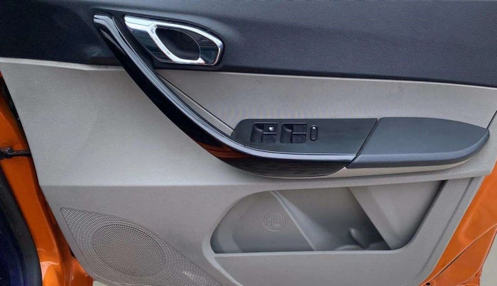 2019 Tata Tiago XZ PLUS PETROL, Petrol, Manual, 56,568 km, Driver Side Door Panels Control