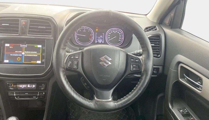 2017 Maruti Vitara Brezza ZDI PLUS DUAL TONE, Diesel, Manual, 76,415 km, Steering Wheel Close Up