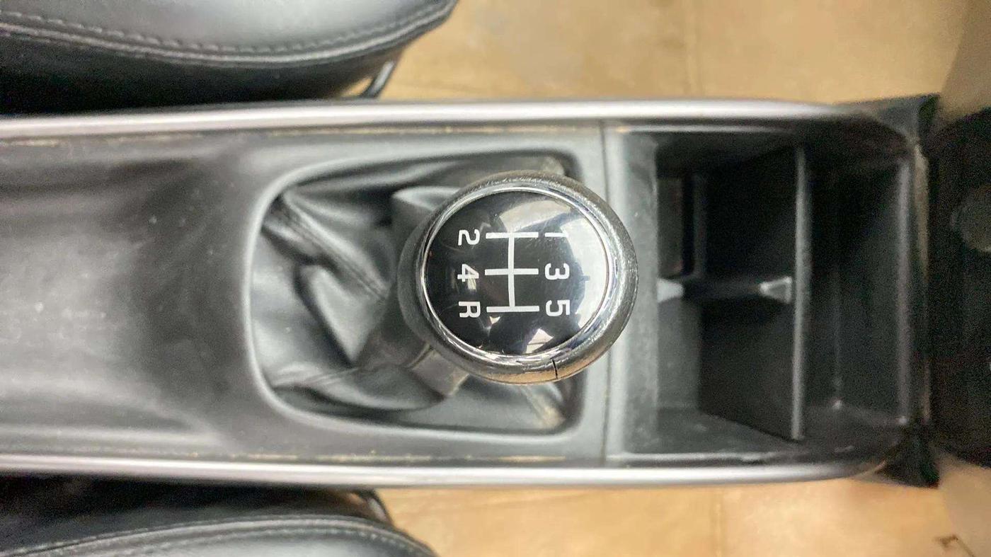 2019 Maruti Baleno ZETA PETROL 1.2, Petrol, Manual, 29,751 km, Gear Lever