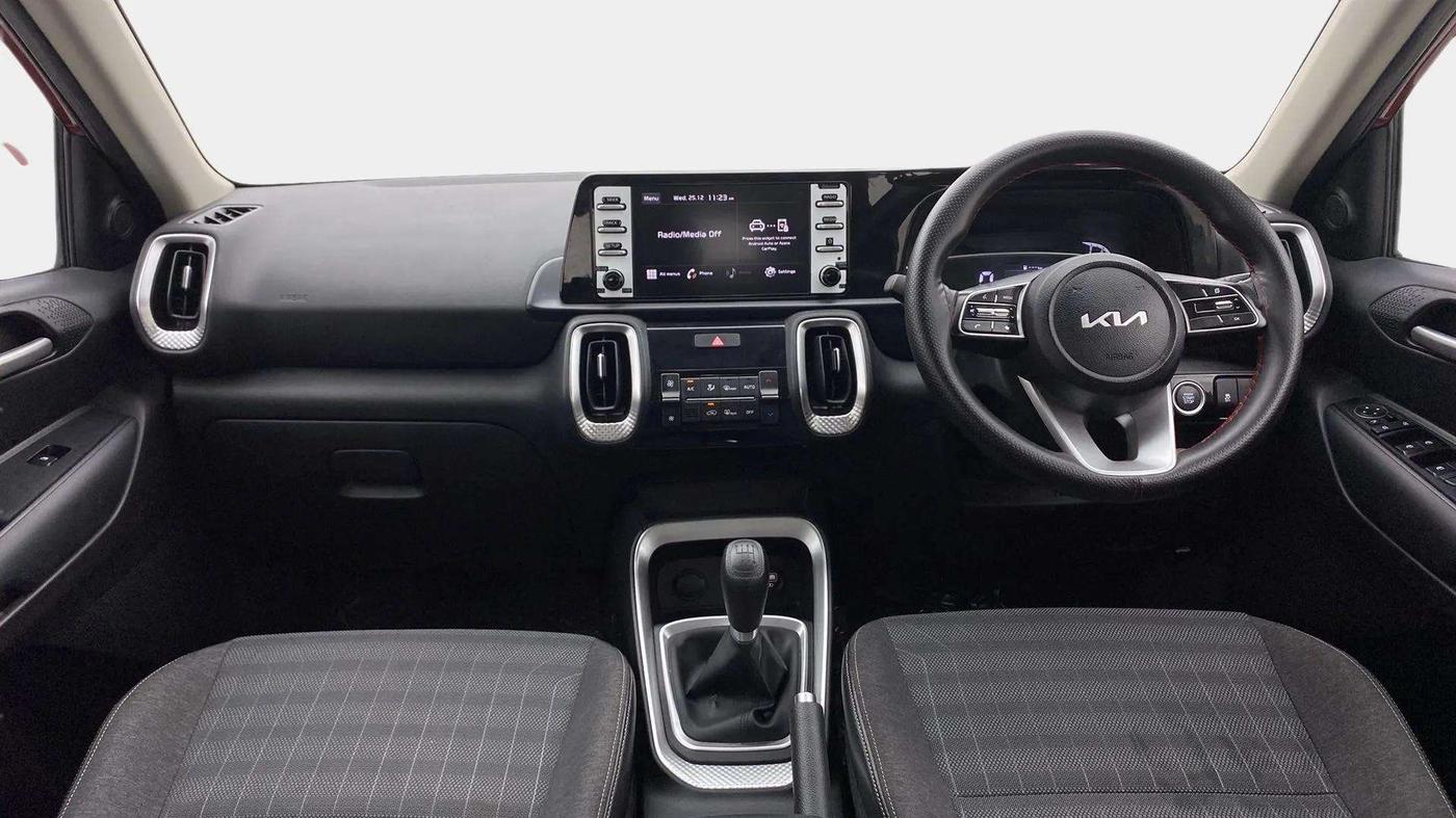 2023 KIA SONET HTK PLUS 1.0 IMT, Petrol, Manual, 8,860 km, Dashboard