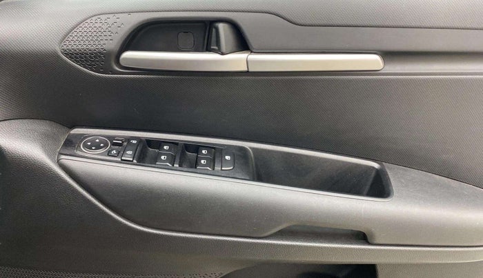 2023 KIA SONET HTK PLUS 1.0 IMT, Petrol, Manual, 8,860 km, Driver Side Door Panels Control