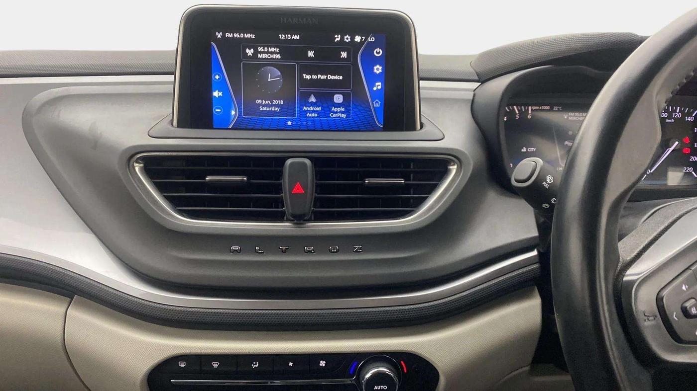2022 Tata ALTROZ XZ PLUS DIESEL, Diesel, Manual, 23,158 km, Air Conditioner